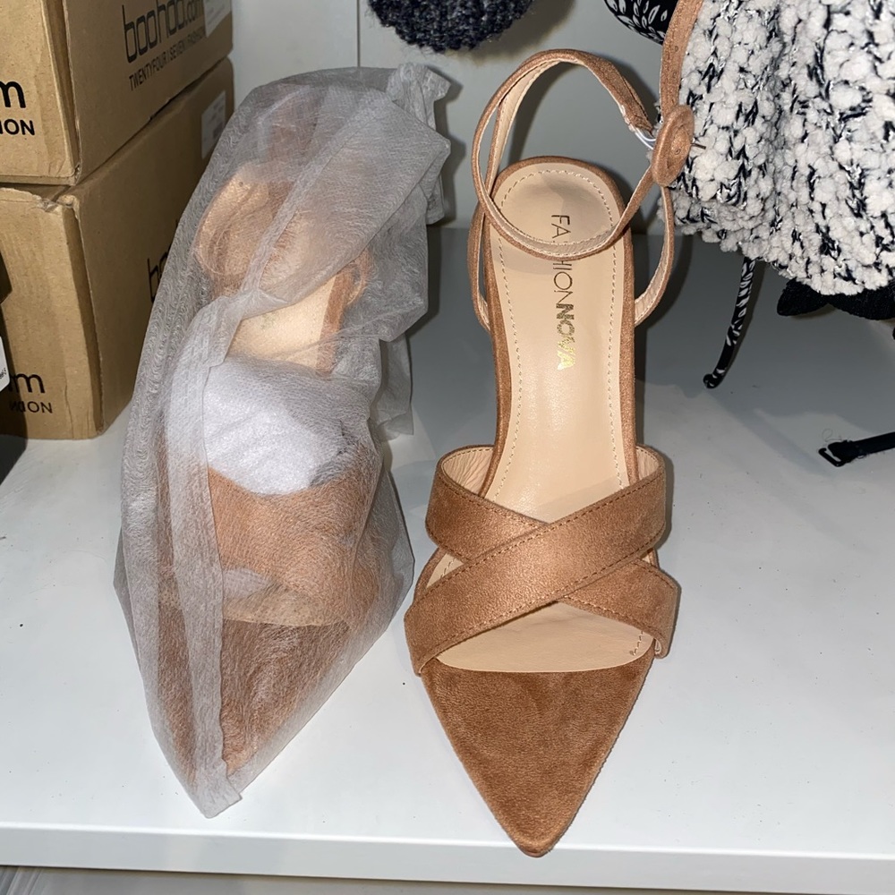 Fashion Nova tan heels